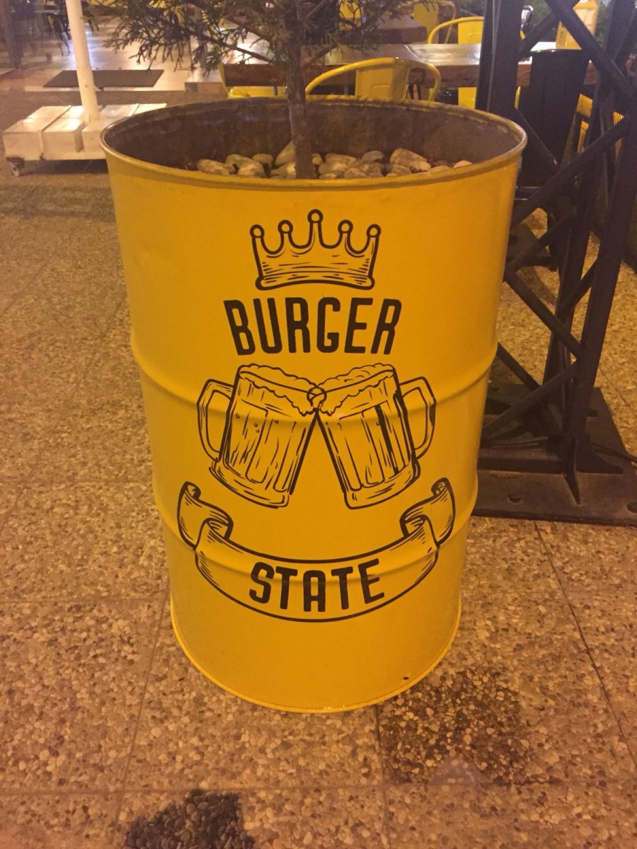 Burger State Varil Reklam Uygulaması 